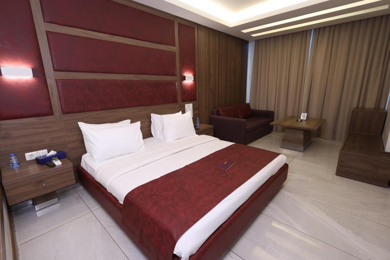 Ibiza Hotel 朱尼耶 外观 照片
