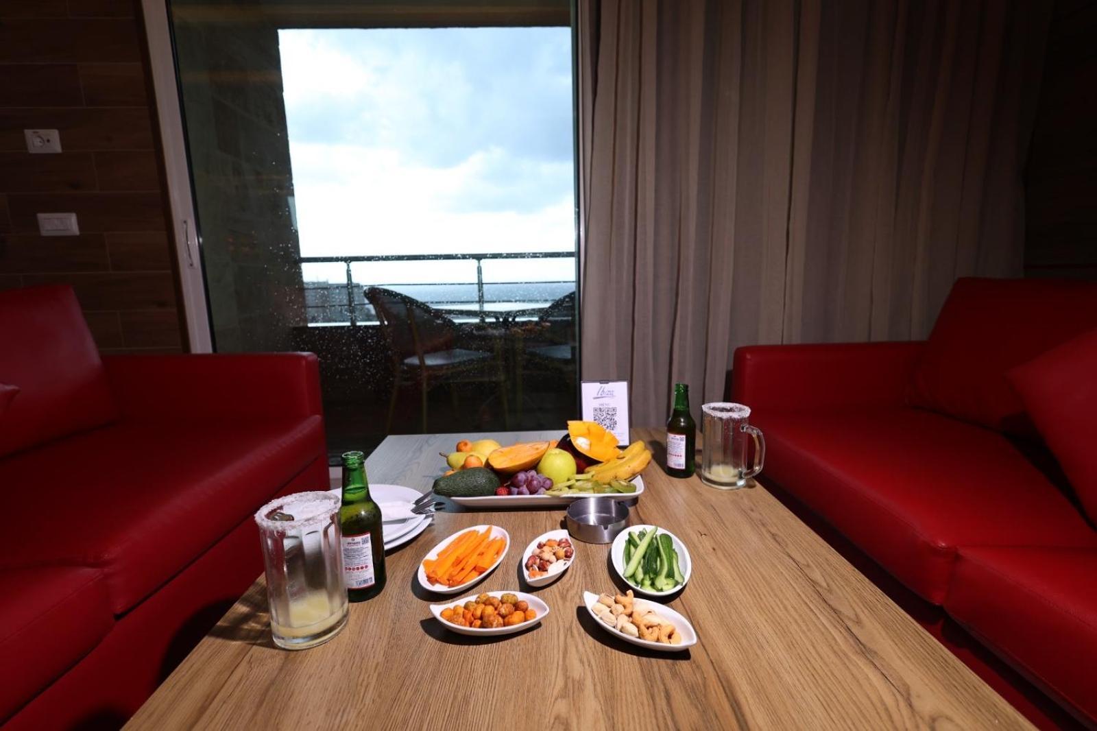 Ibiza Hotel 朱尼耶 外观 照片