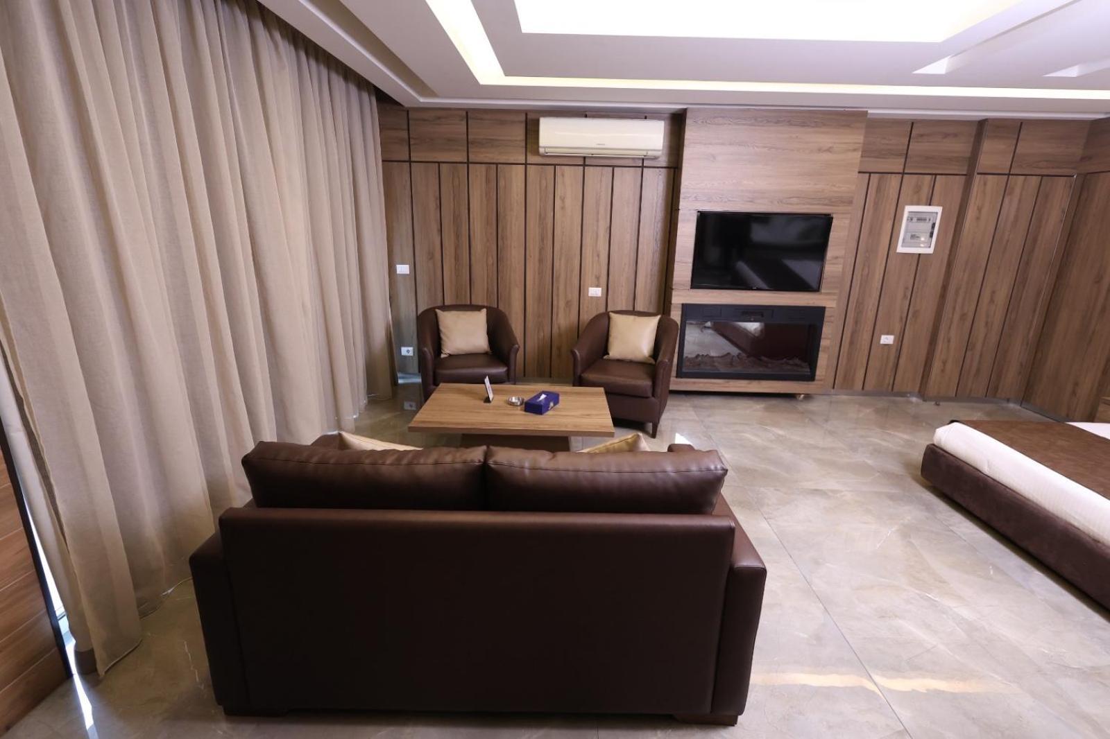 Ibiza Hotel 朱尼耶 外观 照片