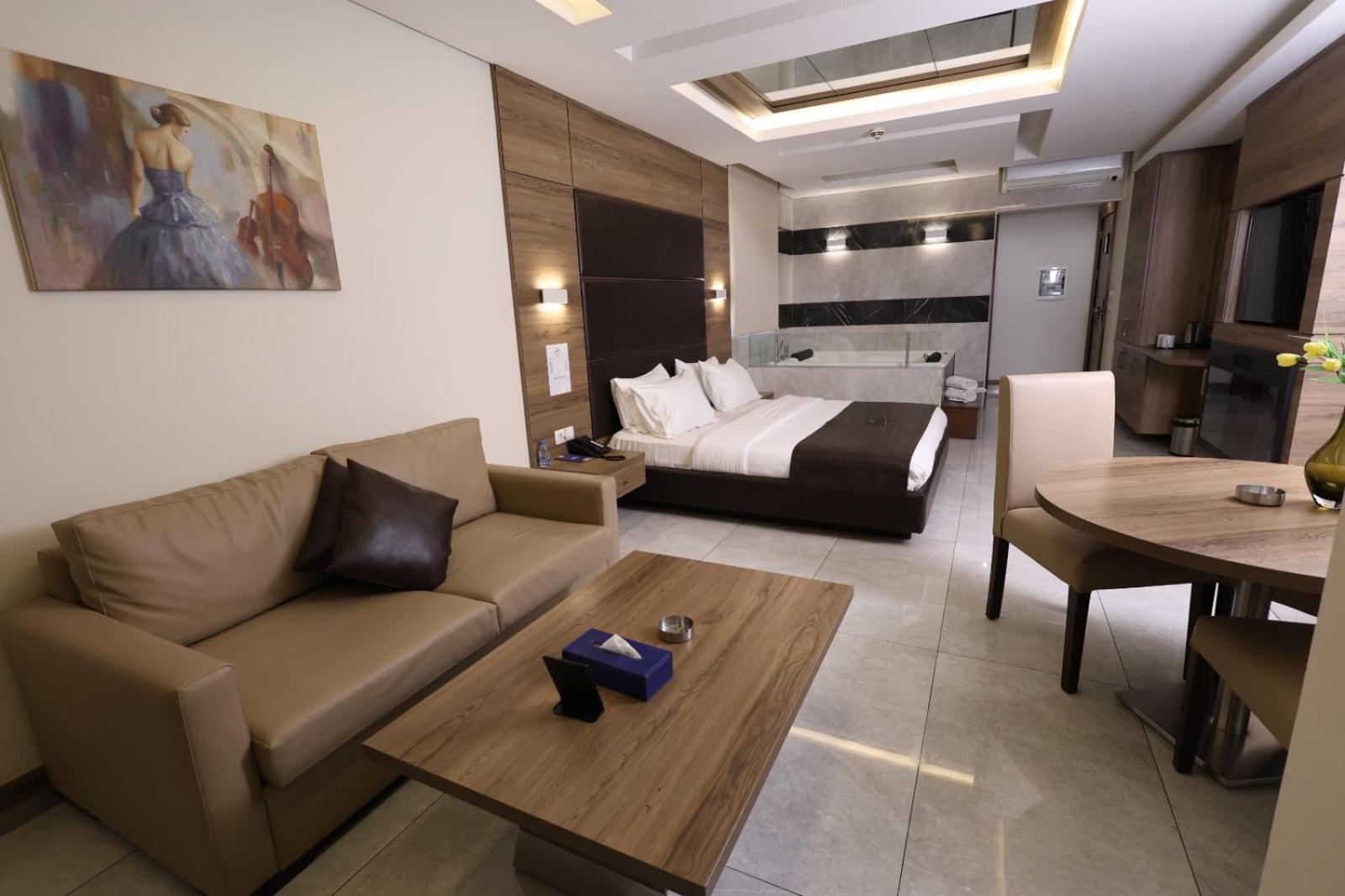 Ibiza Hotel 朱尼耶 外观 照片