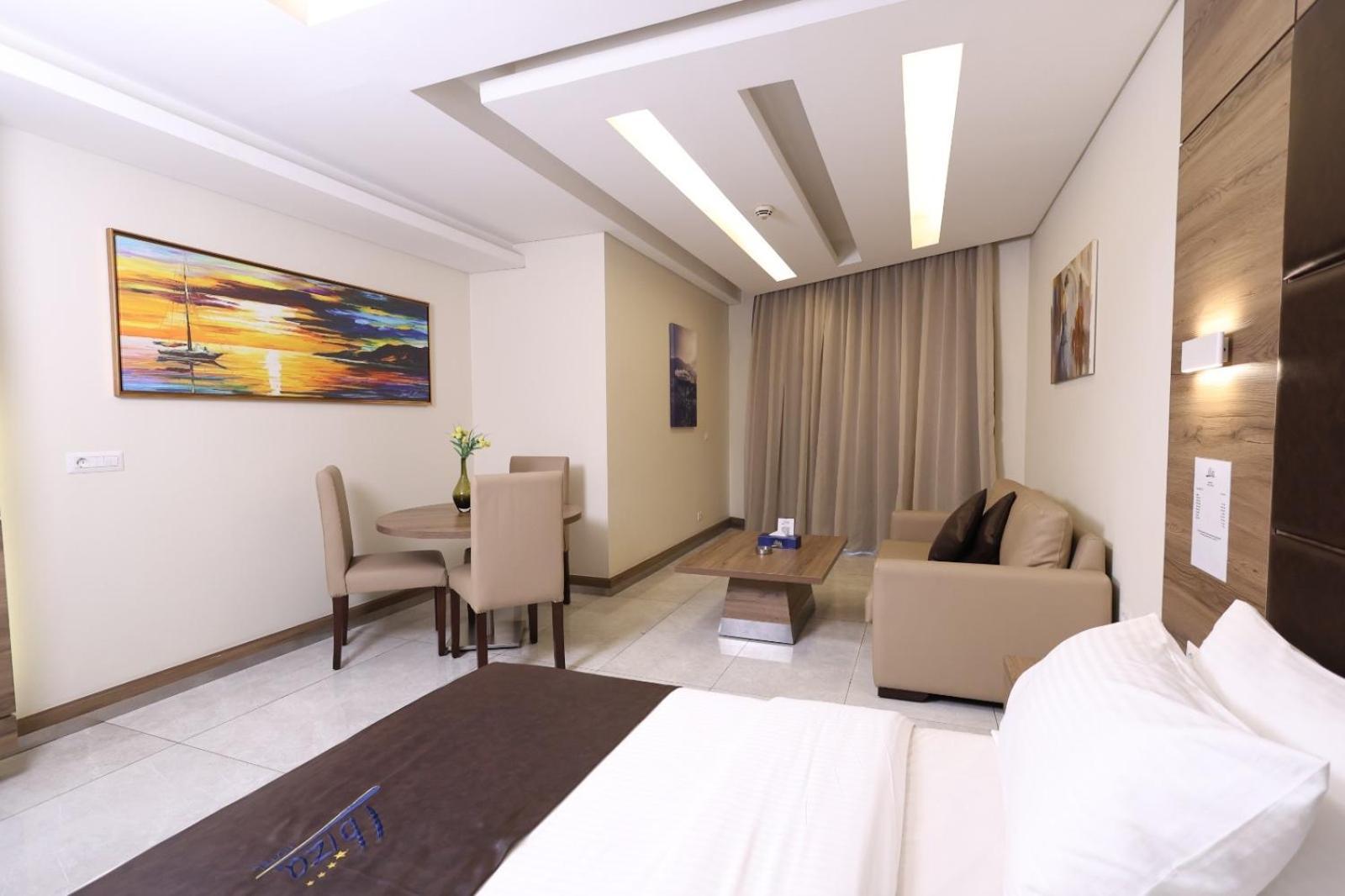 Ibiza Hotel 朱尼耶 外观 照片