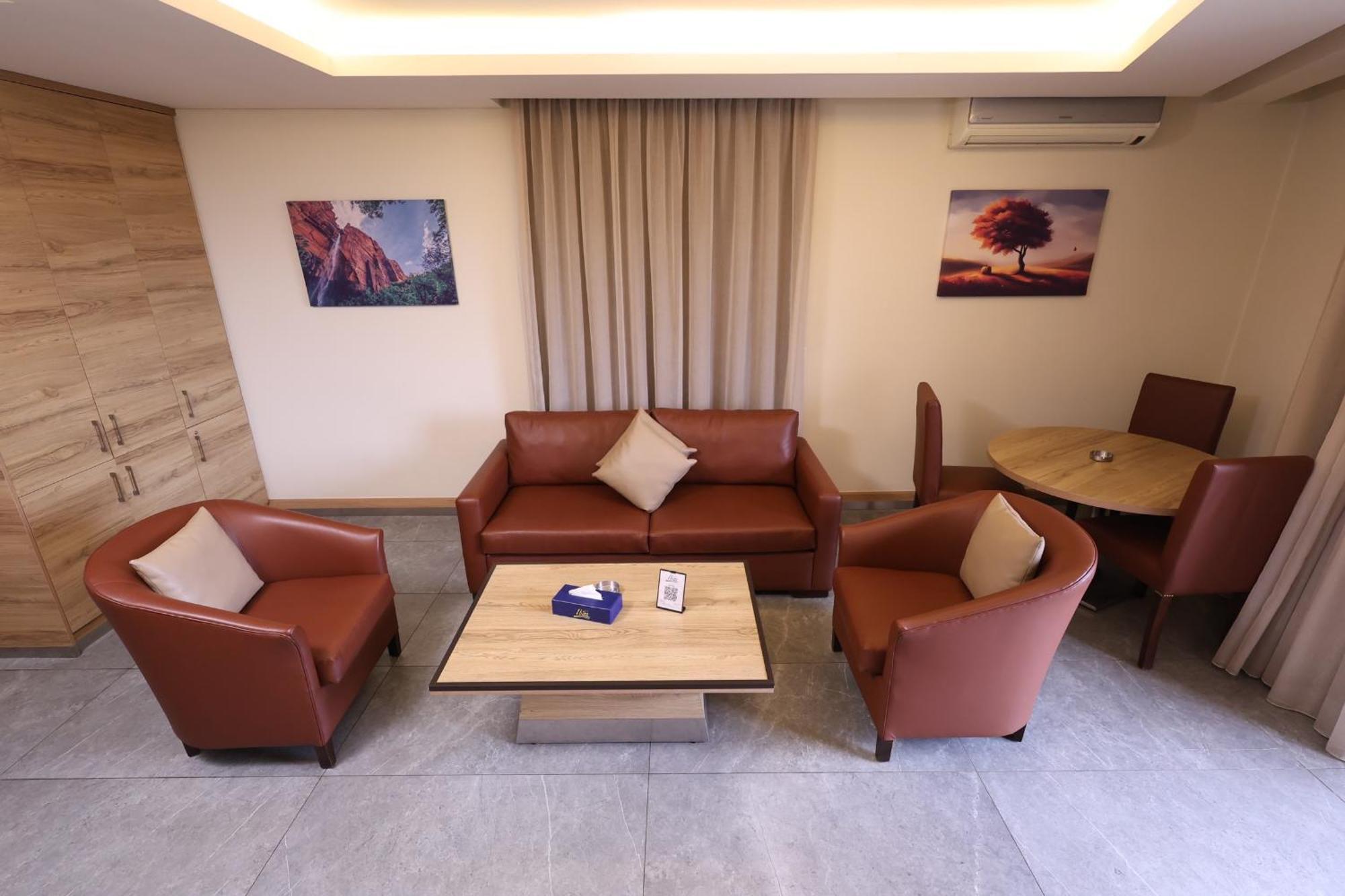Ibiza Hotel 朱尼耶 外观 照片