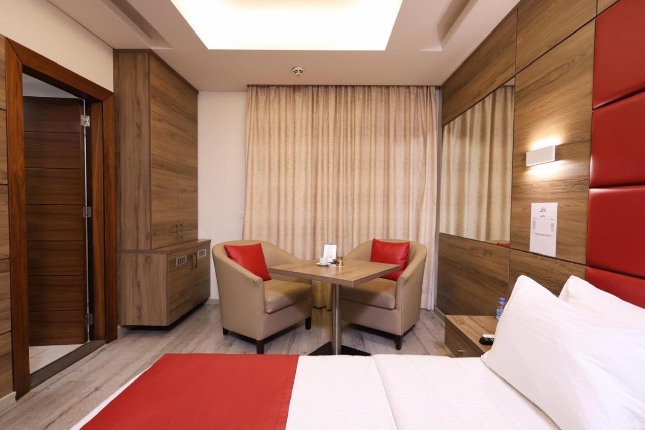 Ibiza Hotel 朱尼耶 外观 照片