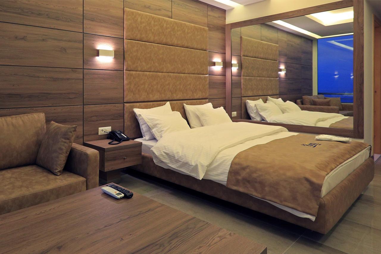 Ibiza Hotel 朱尼耶 外观 照片