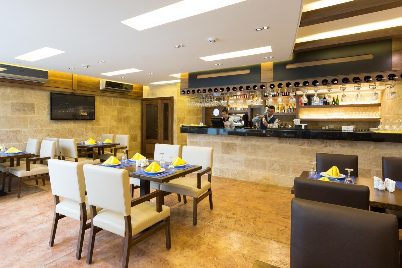 Ibiza Hotel 朱尼耶 外观 照片